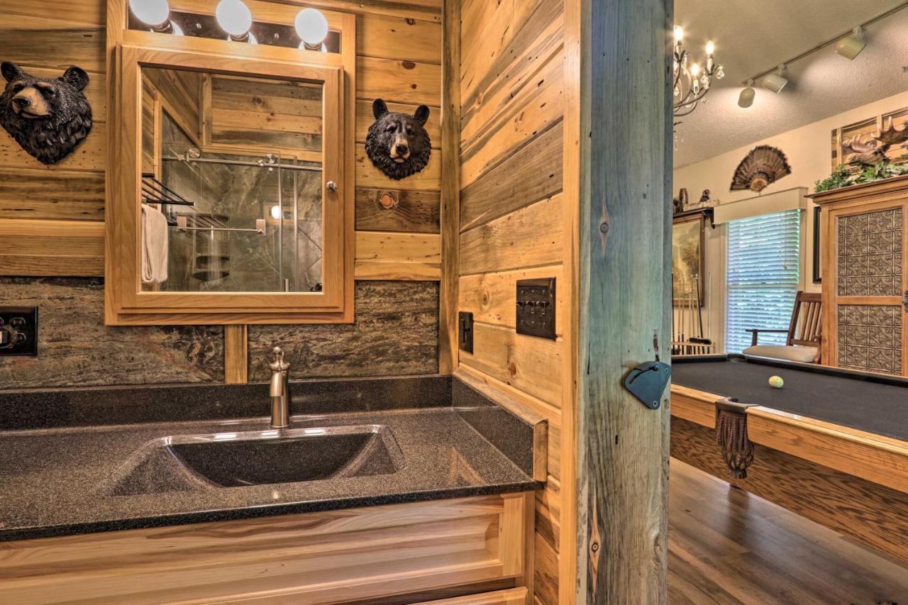 Eclectic Cabin With Hot Tub 1 Mi To Ober Gatlinburg Exterior foto