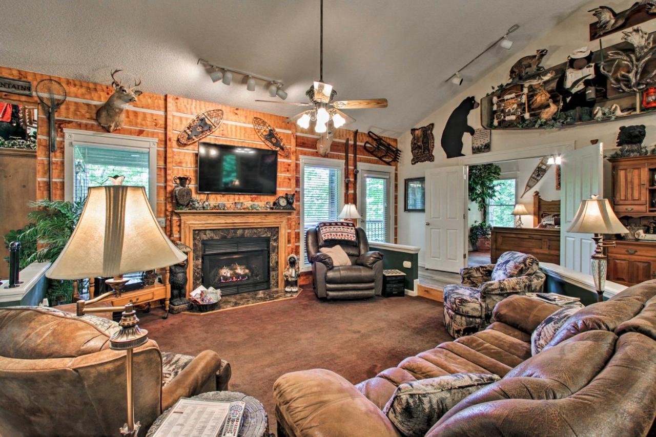 Eclectic Cabin With Hot Tub 1 Mi To Ober Gatlinburg Exterior foto